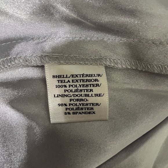 Ann Taylor Grey Chiffon Dress In Size 00 - Picture 5 of 7